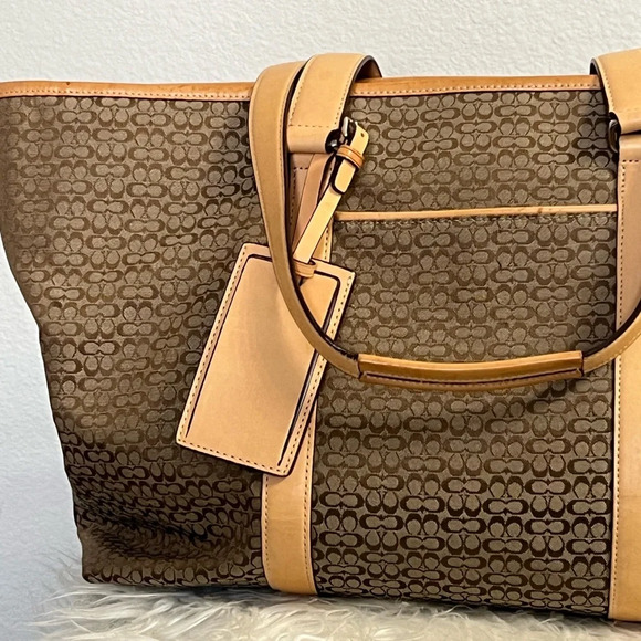 Coach F77012 Vintage XL Signature C Canvas w/Vachetta Leather Trim Tote … - Picture 2 of 12